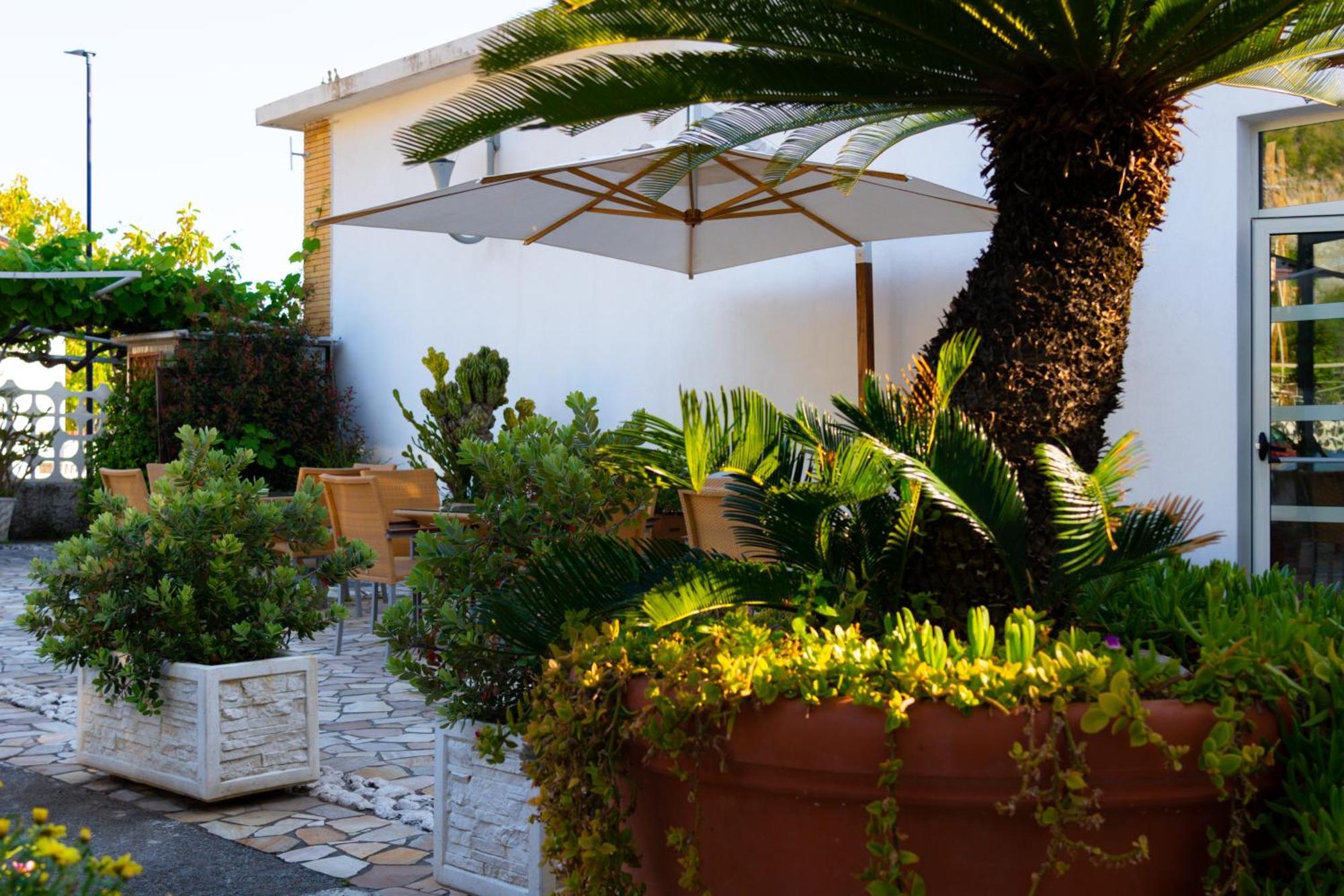 פראייה א מארה Hotel Garden מראה חיצוני תמונה