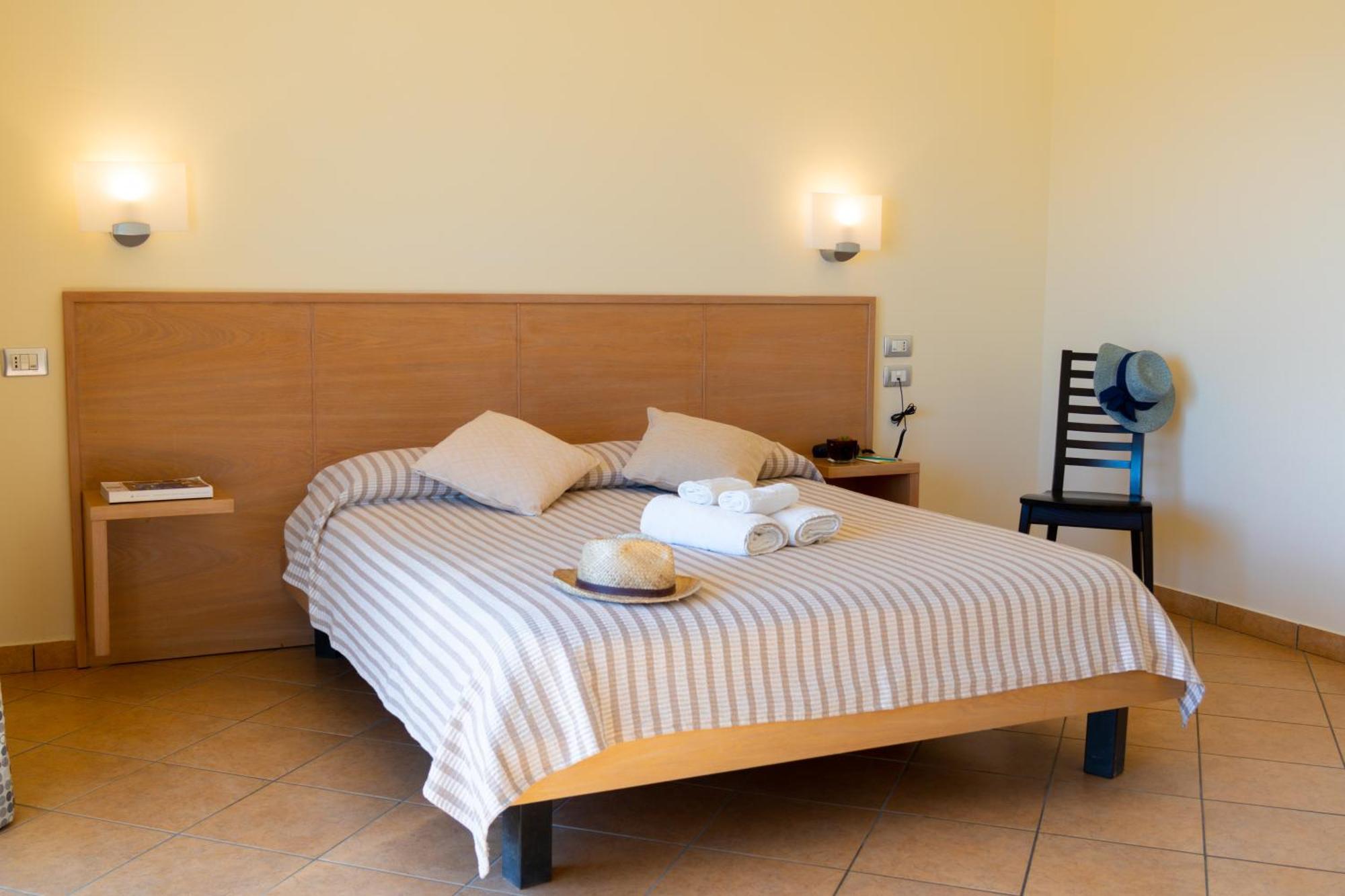 פראייה א מארה Hotel Garden מראה חיצוני תמונה